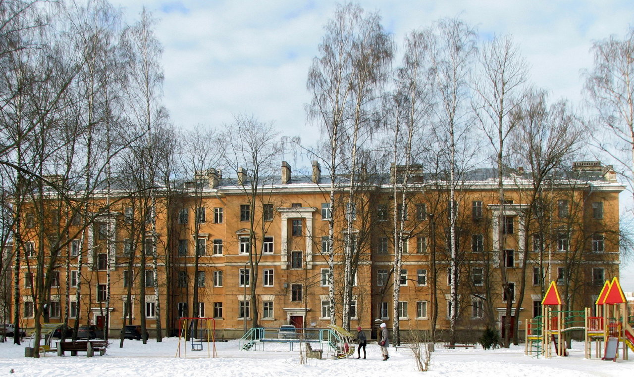 Петергоф суворовский. Петергоф ул.Суворовская д 5. Суворовская улица Петергоф училище.